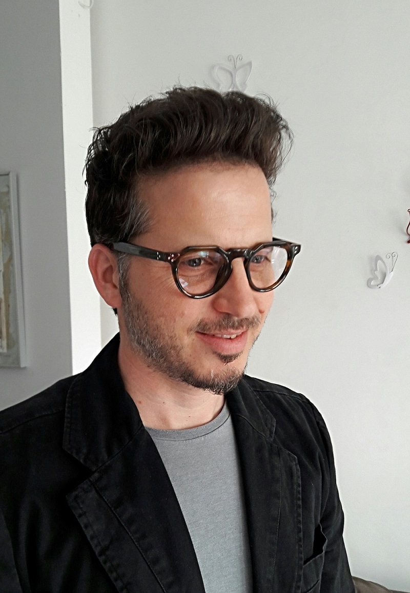 אורי סאמט, ראש המחלקה לעיצוב תכשיטים בשנקר