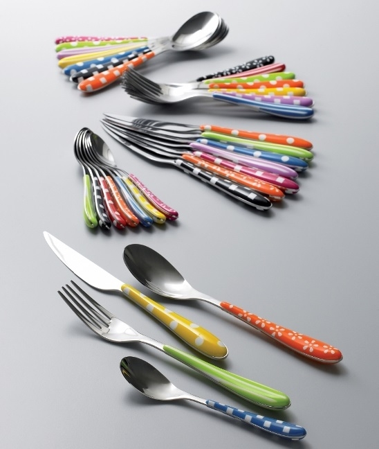 הישראלים נחשבים למאבדי סכו''ם כרוניים. צילום: bugatti studio