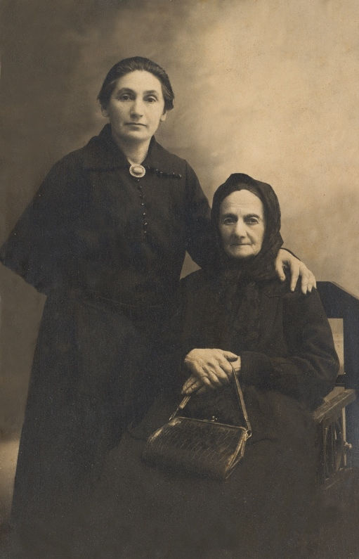 רחל ולאה גיסין