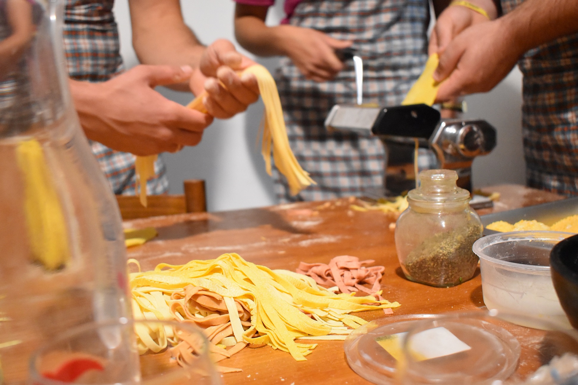 חן ואלון קורן - מבייק אוף לשוק מחנה יהודה