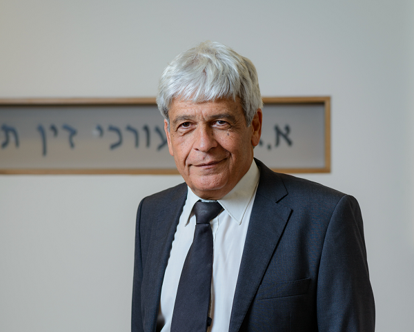 עו"ד אילון אורון 