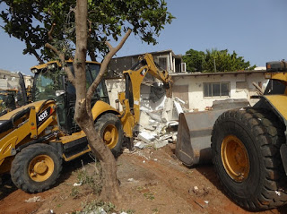 מפקחי רשות מקרקעי ישראל פינו 2 מיקרים של הסגת גבול על אדמות מדינה בשכונת עג'מי ביפו