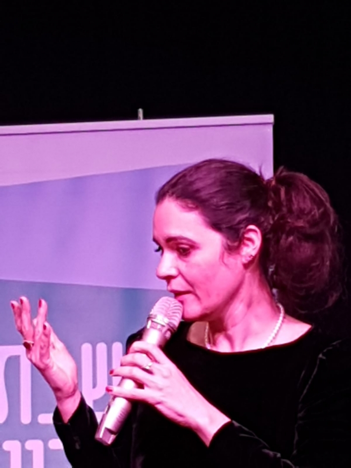 אמילי מואטי בשבתרבות בקרית אונו( צילום: דני שק)