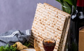 כמה עולה קייטרינג לפסח 2026 תשפ"ו ומה משפיע על המחיר קרדיט תמונה FREEPIK