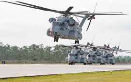 סימולטור מסוק ה-CH-53K הראשון מוכן לפעולה טייס המארינס, סא
