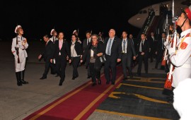 נשיא המדינה נחת הערב בוייטנאם ויחל מחר את ביקורו הממלכתי צילום: קובי גדעון/ לע