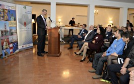 צעירים ערבים מקבלים מענק דחיפה לעולם העסקי צילום: דוד אזגורי, שגרירות ארה