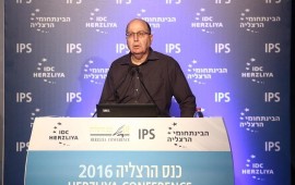 תוצאות מפתיעות בסקר הערוץ הראשון - 10 מנדטים ליעלון משה (בוגי) יעלון. יתמודד לראשות הממשלה. צילום: עדי כהן צדק