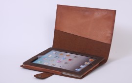 חדש: כיסוי עור לאייפד של מלכיאור אומנות בעור – הגנה מירבית על המכשיר בשילוב סטייל ועיצוב חדשני