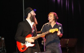 סוכות בגוש עציון: פסטיבל יין, מאיר בנאי ומיכה שטרית MG_2604