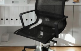 כיסאות מנהלים ומשרדיים - הנוחות שמגיעה לכם קרדיט תמונה FREEPIK