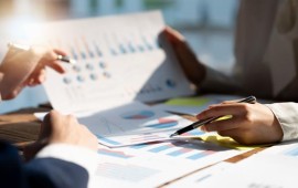 לימודי כלכלה קרדיט תמונה FREEPIK